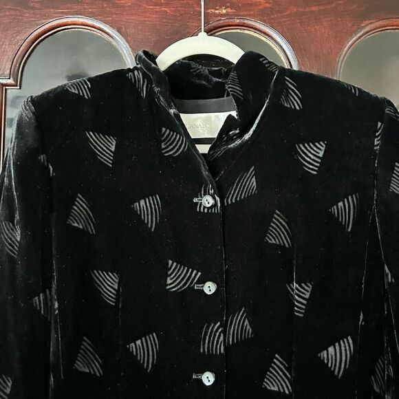 Vintage 90s Long Velvet Dana Buchman Jacket Black Silk Laser Triangle Print Sz 6 - Picture 4 of 10